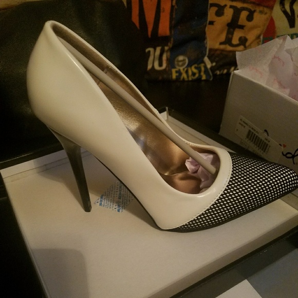 Qupid Shoes - Brand New Heels